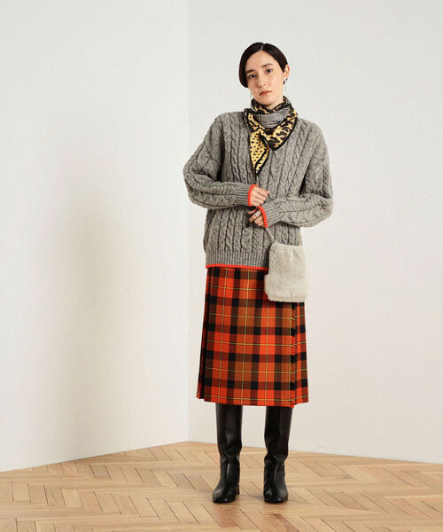 Oldderby Knitwear（オールダービーニットウェア）の「【OLDDERBY KNITWEAR/オールドダービーニットウエア】別注アランケーブル配色プルオーバーニット（ニット/セーター・レディース・オフホワイト/グレー系その他7/ブルー系その他7・M）」の8枚目の写真