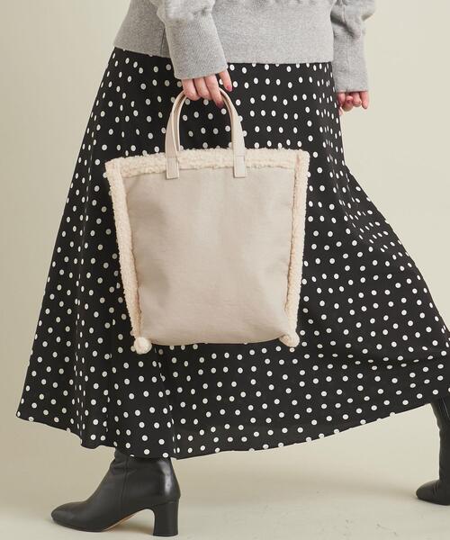 BEAUTY&YOUTH UNITED ARROWS(ビューティーアンドユースユナイテッドアローズ)の「BY フェイクレザー×ボア リバーシブルトートバッグ -4WAY- ∴ ◆(トートバッグ・レディース・ブラック/オフホワイト/ライム・FREE)」の7枚目の写真