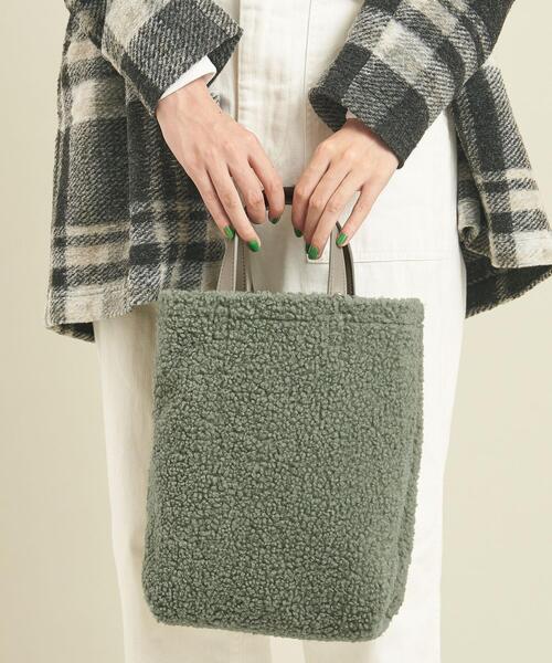 BEAUTY&YOUTH UNITED ARROWS(ビューティーアンドユースユナイテッドアローズ)の「BY フェイクレザー×ボア リバーシブルトートバッグ -4WAY- ∴ ◆(トートバッグ・レディース・ブラック/オフホワイト/ライム・FREE)」の16枚目の写真