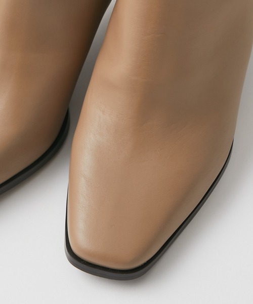 RIVE DROITE（リヴドロワ）の「シンプルなデザインが魅力　スクエアショートブーツ（ブーツ・レディース・ブラック/ベージュ・S/M/L）」の9枚目の写真