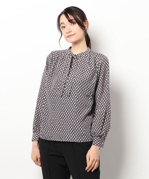 Te chichi TERRASSE（テチチテラス）の「2WAYボウタイブラウス（シャツ/ブラウス・レディース・パープル/グリーン/キャメル/チャコール・ﾌﾘ-）」の4枚目の写真