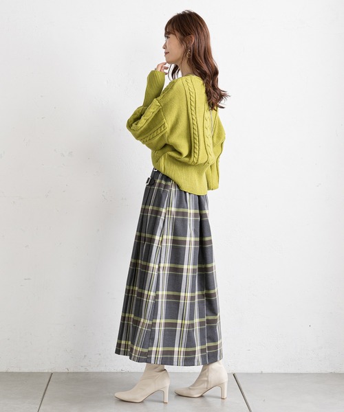 prose verse(プロズヴェール)の「ボリューム袖ケーブル編みニット(ニット/セーター・レディース・ライム/ブラック/バイオレット/オフホワイト・FREE)」の8枚目の写真