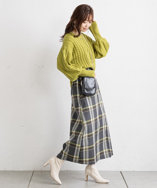 prose verse(プロズヴェール)の「ボリューム袖ケーブル編みニット(ニット/セーター・レディース・ライム/ブラック/バイオレット/オフホワイト・FREE)」の10枚目の写真