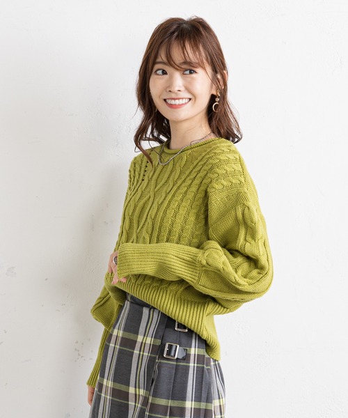 prose verse(プロズヴェール)の「ボリューム袖ケーブル編みニット(ニット/セーター・レディース・ライム/ブラック/バイオレット/オフホワイト・FREE)」の12枚目の写真