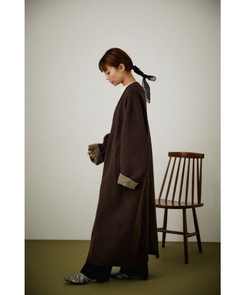 BLACK BY MOUSSY（ブラックバイマウジー）の「rever long coat (リバーロングコート)（ノーカラーコート・レディース・ブラウン/ライトベージュ・FREE）」の21枚目の写真