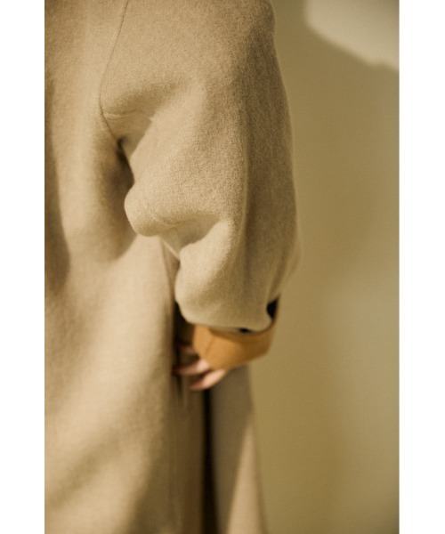 BLACK BY MOUSSY（ブラックバイマウジー）の「rever long coat (リバーロングコート)（ノーカラーコート・レディース・ブラウン/ライトベージュ・FREE）」の9枚目の写真