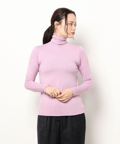 aimoha（アイモハ）の「フィットハイネックカットソ ー（Tシャツ/カットソー・レディース・ピンク/スモークピンク/ベージュ/チョコ/グレー/パープル/レッド/イエロー/ホワイト/ブラック/オフホワイト/オレンジ/ブルー・FREE）」の18枚目の写真