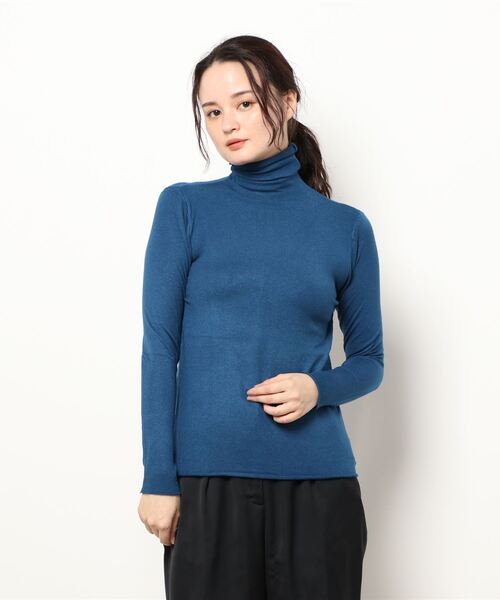 aimoha（アイモハ）の「フィットハイネックカットソ ー（Tシャツ/カットソー・レディース・ピンク/スモークピンク/ベージュ/チョコ/グレー/パープル/レッド/イエロー/ホワイト/ブラック/オフホワイト/オレンジ/ブルー・FREE）」の17枚目の写真