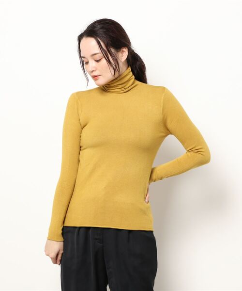 aimoha（アイモハ）の「フィットハイネックカットソ ー（Tシャツ/カットソー・レディース・ピンク/スモークピンク/ベージュ/チョコ/グレー/パープル/レッド/イエロー/ホワイト/ブラック/オフホワイト/オレンジ/ブルー・FREE）」の19枚目の写真