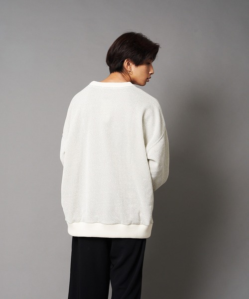 UNIIT(ユニット)の「【UNIIT/ユニット】カルゼニットフリースルーズクルーネック(スウェット・メンズ・ホワイト/チャコールグレー/ブラック/ベージュ/杢グレー・SMALL/MEDIUM/LARGE)」の18枚目の写真