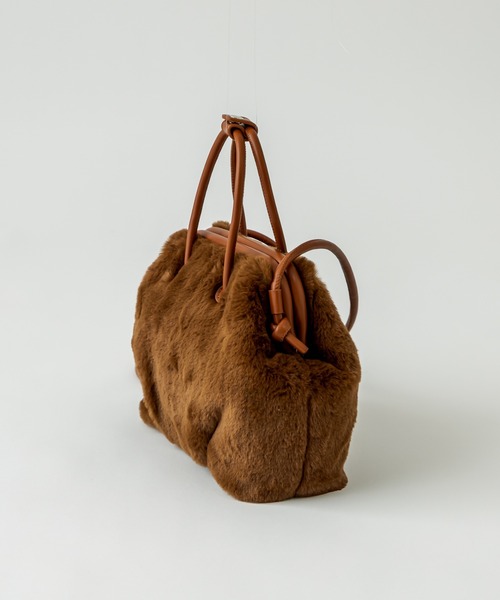 mystic(ミスティック)の「フェイクファーがま口BAG(ショルダーバッグ・レディース・ブラック/ブラウン・ONE SIZE)」の7枚目の写真