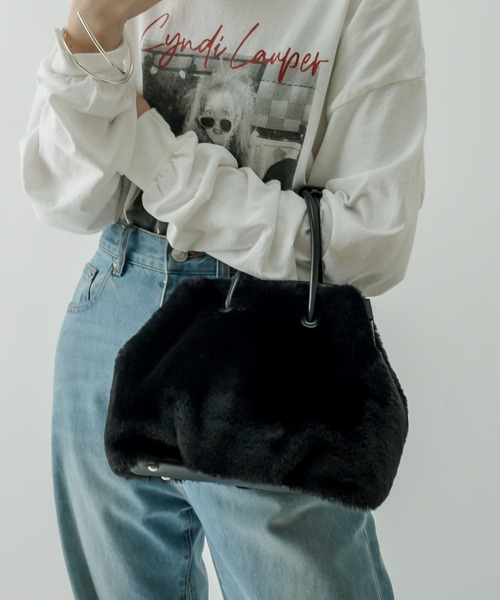 mystic(ミスティック)の「フェイクファーがま口BAG(ショルダーバッグ・レディース・ブラック/ブラウン・ONE SIZE)」の19枚目の写真