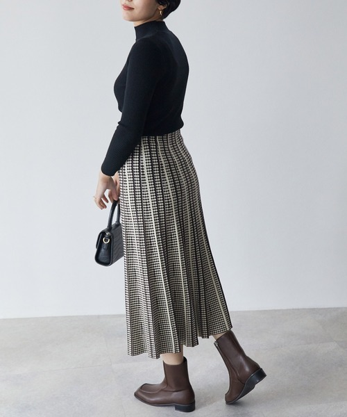 ECRIRE（エクリール）の「プリーツジャガードSK（スカート・レディース・ブラウン/グレー/ブラック・M）」の17枚目の写真