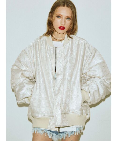 jouetie(ジュエティ)の「ルーズMA-1(MA-1・レディース・アイボリー/ブラック・MEDIUM)」の18枚目の写真