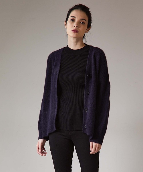 OUVRAGE CLASSE(ウヴラージュクラス)の「フォックス混カーディガン(カーディガン/ボレロ・レディース・ネイビー/ベージュ/グレー/アイボリー・FREE)」の18枚目の写真