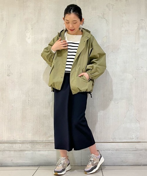 BEARDSLEY（ビアズリー）の「経年美化する素材 ドルマンマウンテンパーカー（マウンテンパーカー・レディース・カーキ/ブラック・0/1）」の4枚目の写真