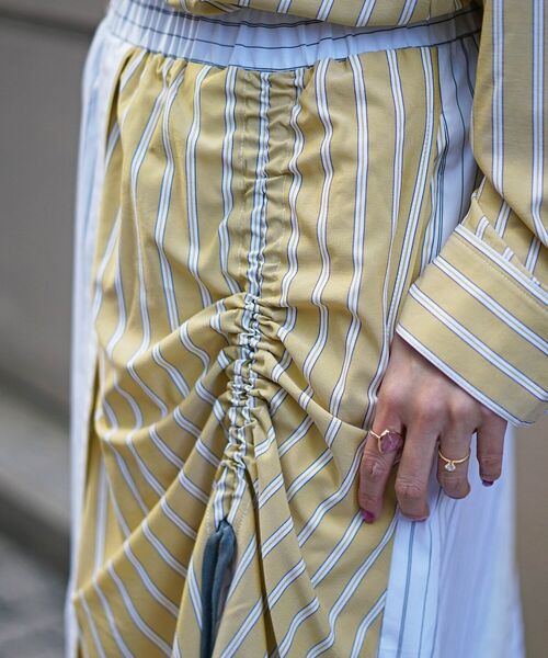 AULA AILA（アウラアイラ）の「AULA AILA(アウラアイラ) 別注ストライプコンビスカート（スカート・レディース・イエロー・FREE）」の10枚目の写真