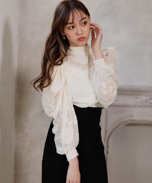 LIPSERVICE（リップサービス）の「オパールフラワー2wayパワショルブラウス（シャツ/ブラウス・レディース・ホワイト/ブルー/ブラック・FREE）」の21枚目の写真