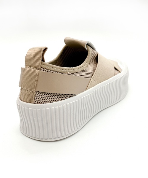 Noubel Voug Relax（ヌーベルヴォーグリラックス）の「厚底クロスバンド レースレス スリッポン（スニーカー・レディース・ブラック/ベージュ/ホワイト/グレー/ブラック×ブラック・22.5cm/23cm/23.5cm/24cm/24.5cm/25cm）」の22枚目の写真