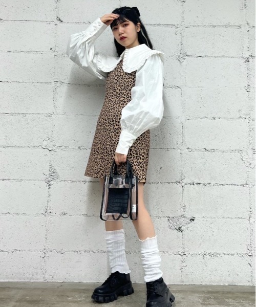 PHILLY(フィリー)の「フリルビッグカラーブラウス(シャツ/ブラウス・レディース・ホワイト/ブラック・FREE)」の13枚目の写真