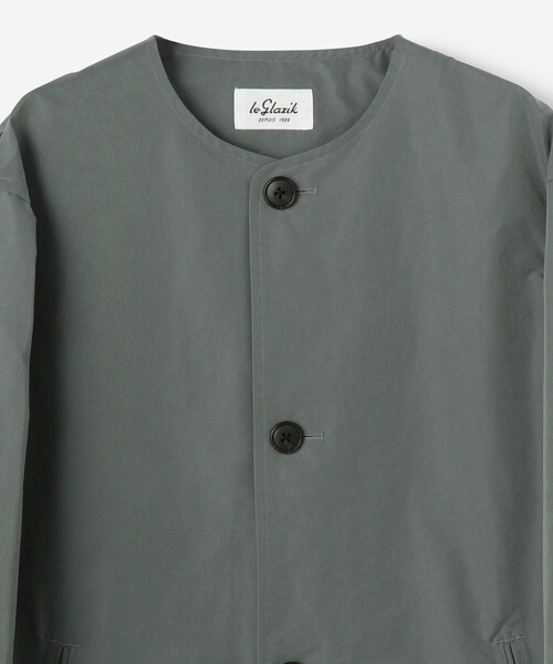 LE GLAZIK（ルグラジック）の「LE GLAZIK | ポリエステルタフタ ノーカラーコート WOMEN（ノーカラーコート・レディース・グレー/ベージュ・36）」の4枚目の写真