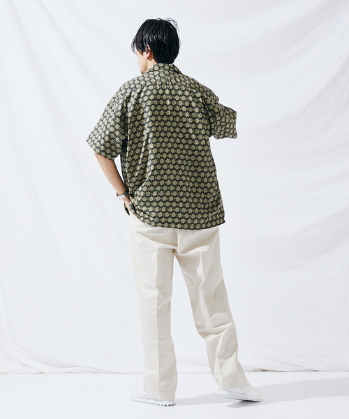 JOURNAL STANDARD(ジャーナルスタンダード)の「エスニックパターン 半袖開襟シャツ(シャツ/ブラウス・メンズ・ネイビー/レッド/イエロー/グリーン系その他/レッド系その他/サーモンピンク・MEDIUM/LARGE)」の8枚目の写真