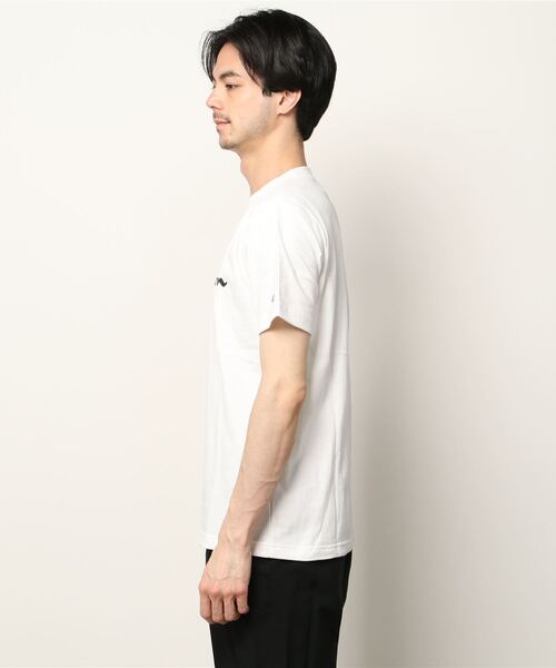 Champion（チャンピオン）の「【Champion/チャンピオン】メンズ ベーシック ショートスリーブTシャツ（Tシャツ/カットソー・メンズ・グレー/ホワイト/ブラック・MEDIUM/X-LARGE/LARGE）」の4枚目の写真