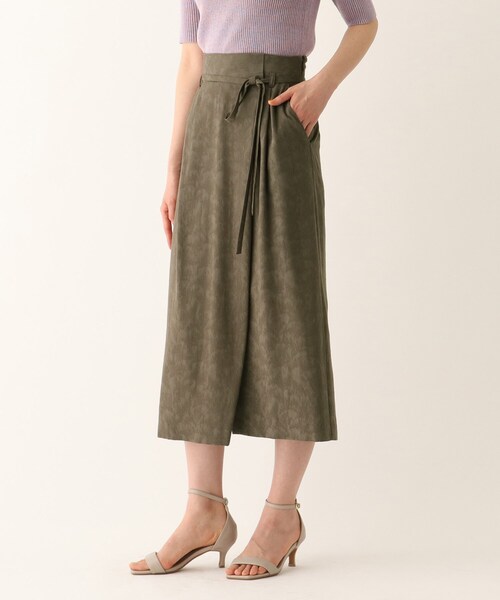 OPAQUE.CLIP（オペークドットクリップ）の「◆ボタニカルジャカードラップスカート【WEB限定サイズ】（スカート・レディース・ブラック/ダークグリーン/ブラウン系その他・42/40/38）」の3枚目の写真