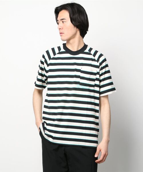 adidas（アディダス）の「ストライプ ポケット 半袖Tシャツ