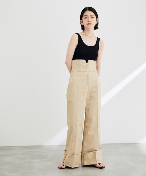 ADAM ET ROPE'（アダムエロペ）の「【サステナブル】デニム/チノ コルセットパンツ（その他パンツ・レディース・ベージュ/ネイビー・38/36）」の17枚目の写真