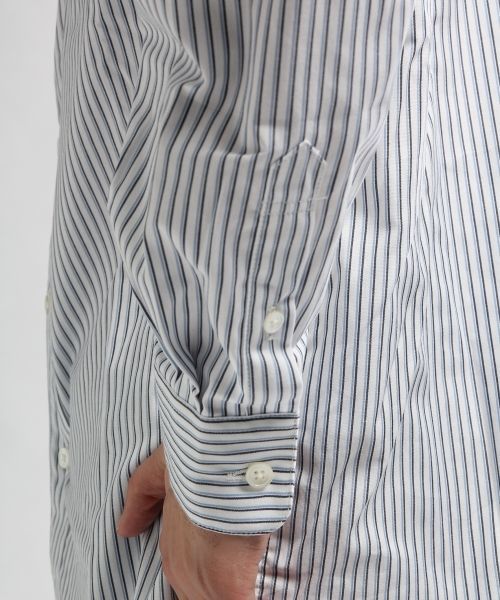 HARE（ハレ）の「スタンドカラーストライプシャツ(HARE)（シャツ/ブラウス・メンズ・サックスブルー/オフホワイト/グレー/ライトブルー・MEDIUM/SMALL）」の13枚目の写真