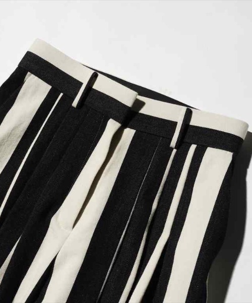 BACKLASH(バックラッシュ)の「Ballet by BACKLASH/バレエ バイ バックラッシュ/3 tack stripe pants(その他パンツ・レディース・ブラック・MEDIUM/SMALL)」の3枚目の写真