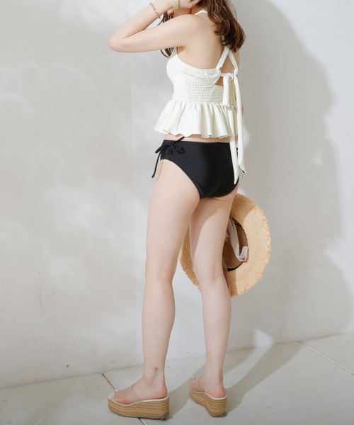 Chico（チコ）の「【水着/パンツ/WEB限定】レースアップショーツ（水着・レディース・ホワイト/ホワイト系その他2/ブラック/ブラック系その他2・FREE）」の14枚目の写真