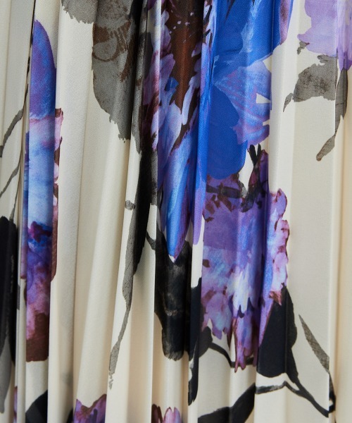 Sov.（ソブ）の「フラワープリーツスカート（スカート・レディース・その他・38/36）」の8枚目の写真