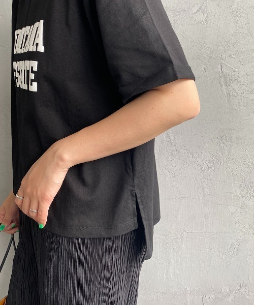JEANS FACTORY （ジーンズファクトリー）の「[MAISON DE L'ALLURE/メゾンドゥラリュール] カレッジロゴ 発泡プリントTシャツ（Tシャツ/カットソー・レディース・オフホワイト/ベージュ/ブラック/ミント・F）」の15枚目の写真