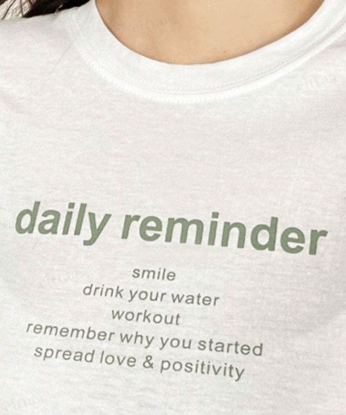 Dalfwin(ダールフィン)の「reminderレタリング半袖Tシャツ(Tシャツ/カットソー・レディース・アイボリー/ピンク/ベージュ/カーキ/ブルー/ブラック・FREE)」の9枚目の写真