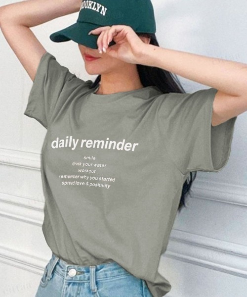 Dalfwin(ダールフィン)の「reminderレタリング半袖Tシャツ(Tシャツ/カットソー・レディース・アイボリー/ピンク/ベージュ/カーキ/ブルー/ブラック・FREE)」の17枚目の写真