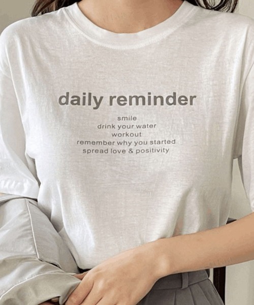 Dalfwin(ダールフィン)の「reminderレタリング半袖Tシャツ(Tシャツ/カットソー・レディース・アイボリー/ピンク/ベージュ/カーキ/ブルー/ブラック・FREE)」の8枚目の写真