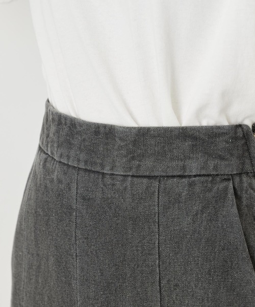 MILKFED.（ミルクフェド）の「DENIM MINI SKIRT（デニムスカート・レディース・ホワイト/ブラック/ライトインディゴブルー・ONE SIZE）」の7枚目の写真