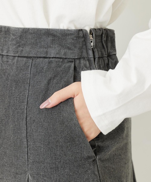 MILKFED.（ミルクフェド）の「DENIM MINI SKIRT（デニムスカート・レディース・ホワイト/ブラック/ライトインディゴブルー・ONE SIZE）」の9枚目の写真