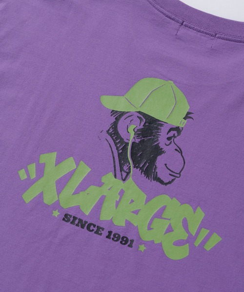 XLARGE(エクストララージ)の「TAGGING LOGO S/S TEE/メンズ グラフィック 半袖 タギングロゴ(Tシャツ/カットソー・メンズ・ホワイト/ブラック/パープル・S/M/L/XL)」の7枚目の写真