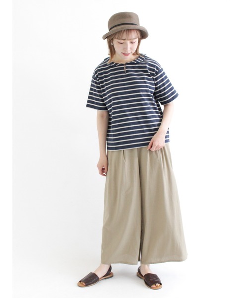 Samansa Mos2(サマンサ モスモス)の「ちび襟ボーダーTシャツ(Tシャツ/カットソー・レディース・ベージュ/ネイビー/レッド/オフホワイト・フリ-)」の19枚目の写真