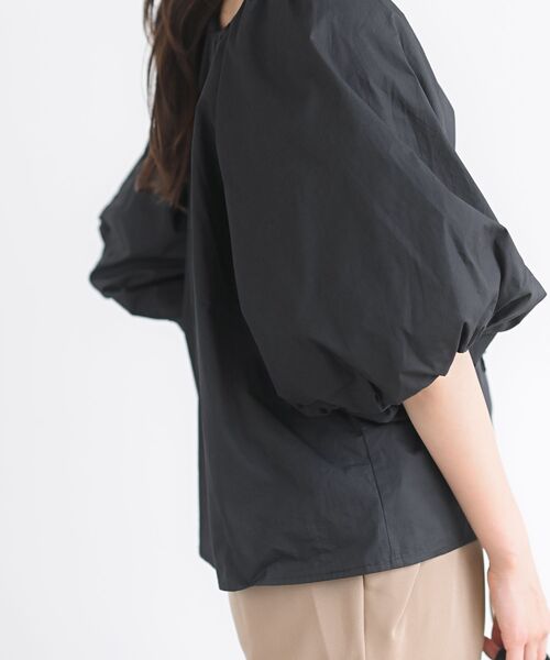 rps(アールピーエス)の「前後2WAYバルーン袖ブラウス(シャツ/ブラウス・レディース・ブラック/オフホワイト/マスタード/モカ・フリー)」の20枚目の写真