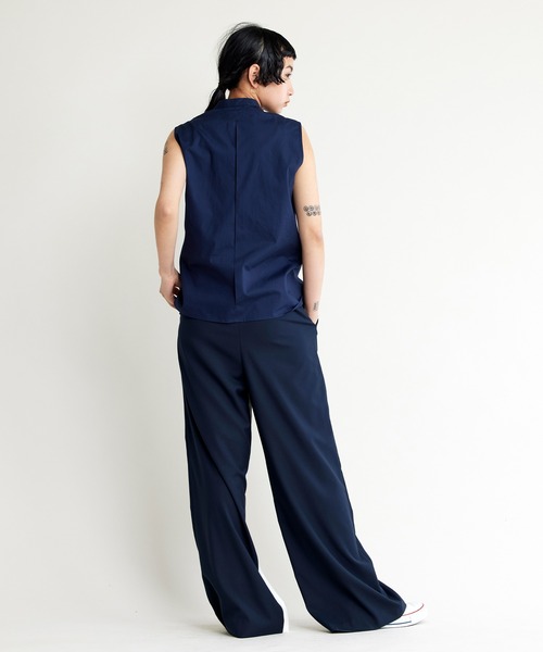 NOISE MAKER（ノイズメーカー）の「【手洗い可能】フリルノースリーブブラウス（シャツ/ブラウス・レディース・ホワイト/ネイビー・FREE）」の16枚目の写真