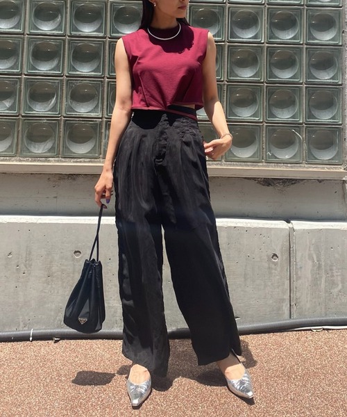 Ameri(アメリ)の「WAIST WRING SHORT TANK(Tシャツ/カットソー・レディース・ブラック/ボルドー/ホワイト・SMALL/MEDIUM)」の12枚目の写真