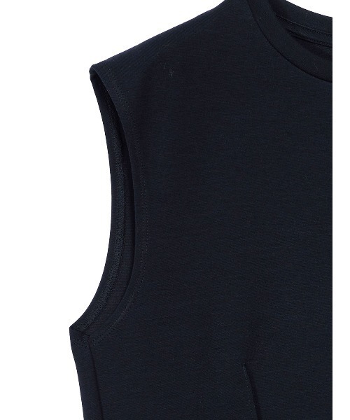 Ameri(アメリ)の「WAIST WRING SHORT TANK(Tシャツ/カットソー・レディース・ブラック/ボルドー/ホワイト・SMALL/MEDIUM)」の17枚目の写真