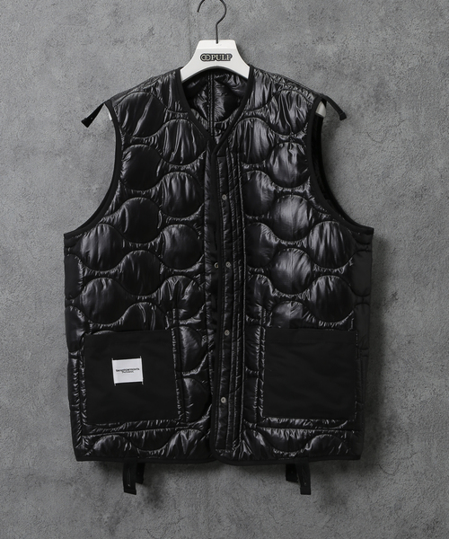 TAKAHIROMIYASHITATheSoloIst.（タカヒロミヤシタザソロイスト）の「【TAKAHIROMIYASHITATheSoloist.】OVERSIZED QUILTING LINER VEST（ブルゾン・メンズ・ブラック・44）」の6枚目の写真