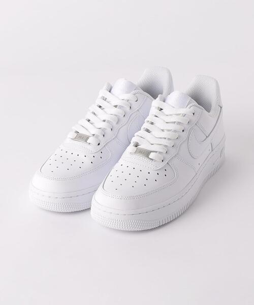 NIKE(ナイキ)の「<NIKE(ナイキ)>ウィメンズ AIR FORCE 1/スニーカー(スニーカー・レディース・ホワイト・23cm/23.5cm/24cm/24.5cm/25cm)」の2枚目の写真