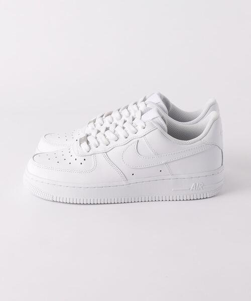 NIKE(ナイキ)の「<NIKE(ナイキ)>ウィメンズ AIR FORCE 1/スニーカー(スニーカー・レディース・ホワイト・23cm/23.5cm/24cm/24.5cm/25cm)」の3枚目の写真