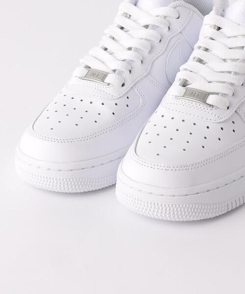 NIKE(ナイキ)の「<NIKE(ナイキ)>ウィメンズ AIR FORCE 1/スニーカー(スニーカー・レディース・ホワイト・23cm/23.5cm/24cm/24.5cm/25cm)」の6枚目の写真